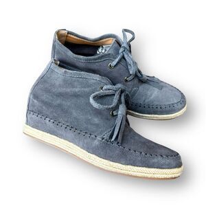 Crown Vintage Women's Gray Suede Wedge Booties Size 7.5 Lace Up Fringe Tassal